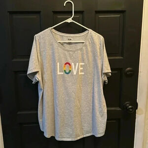 5/$25 1x Pride Shirt